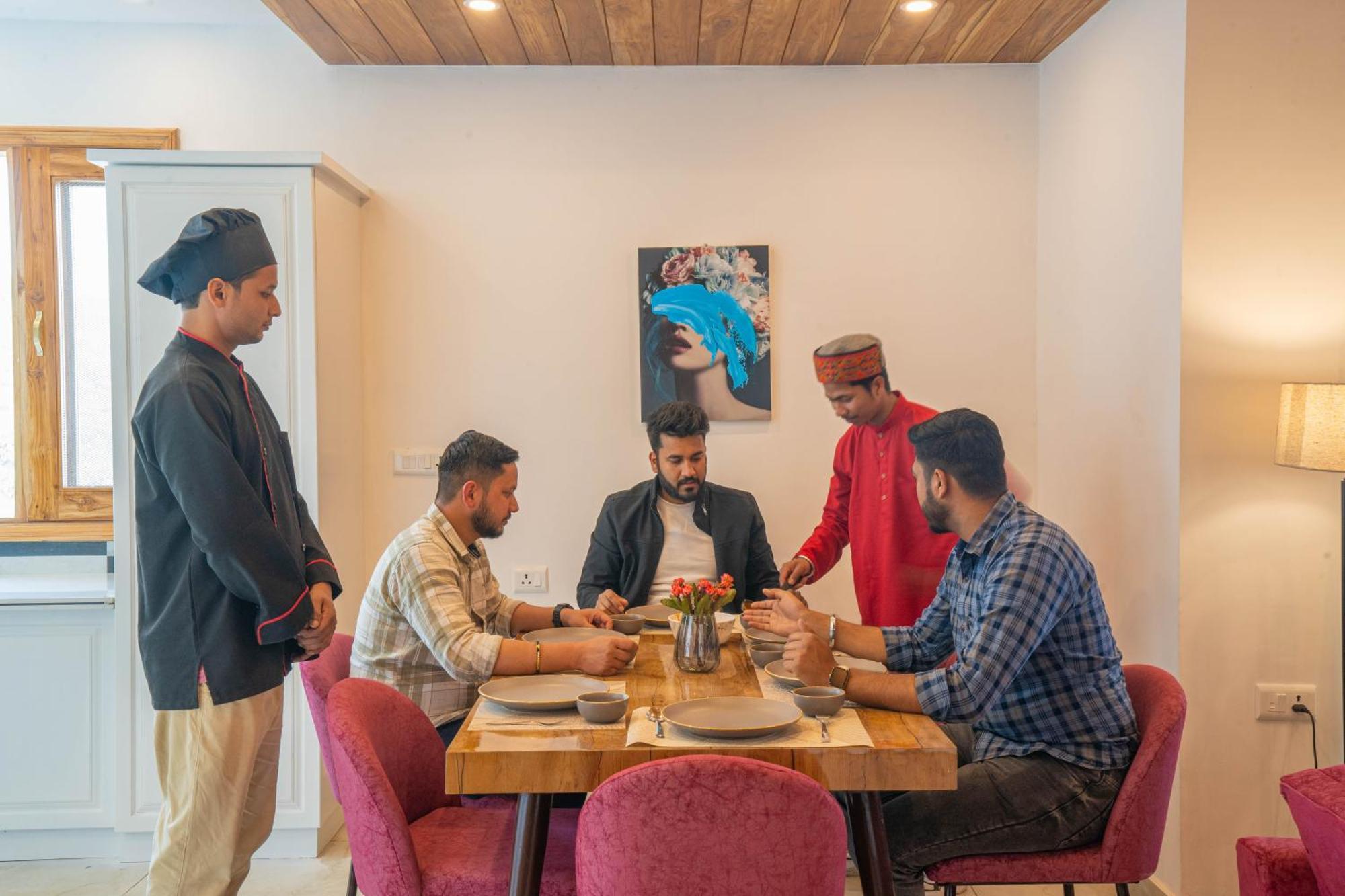 Perfectstayz Alpine Near Laxman Jhula Risikés Kültér fotó