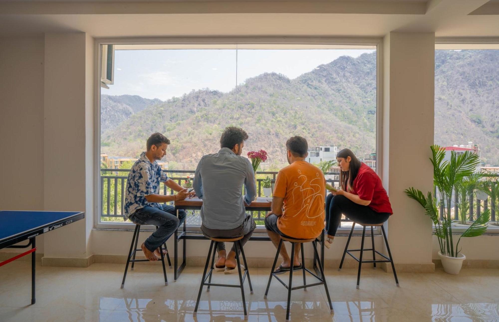 Perfectstayz Alpine Near Laxman Jhula Risikés Kültér fotó