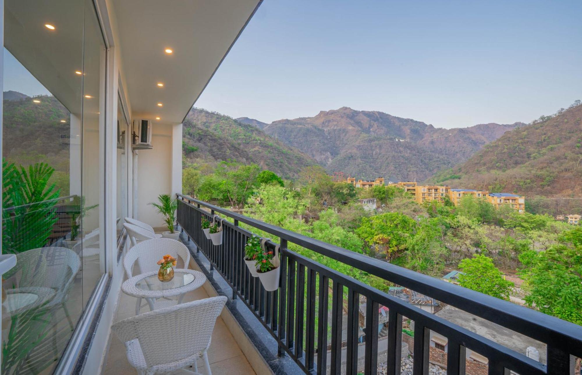 Perfectstayz Alpine Near Laxman Jhula Risikés Kültér fotó