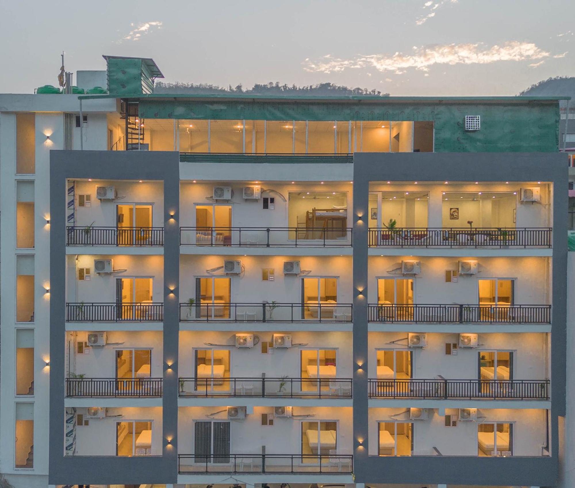 Perfectstayz Alpine Near Laxman Jhula Risikés Kültér fotó
